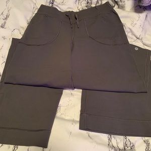 Lululemon - Still Pants Wide Flare - Size 6